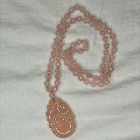 Vintage Hand Knotted Rose Quartz Necklace With Large Carved Peach Pendant - Picture 3 of 11